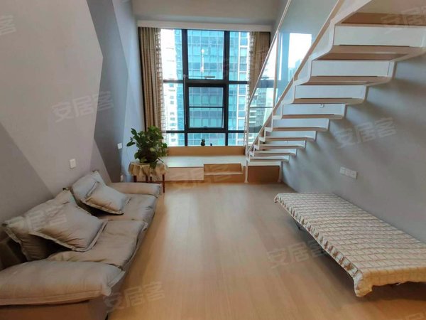 昆明西山前卫营润城第四大道万达双塔附近,润城loft公寓,拎包入住出租