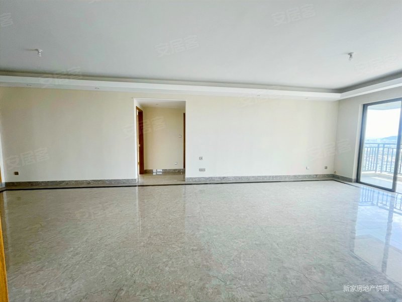 御龙山花园~精装修四页草户型~虎门次新小区~税费少