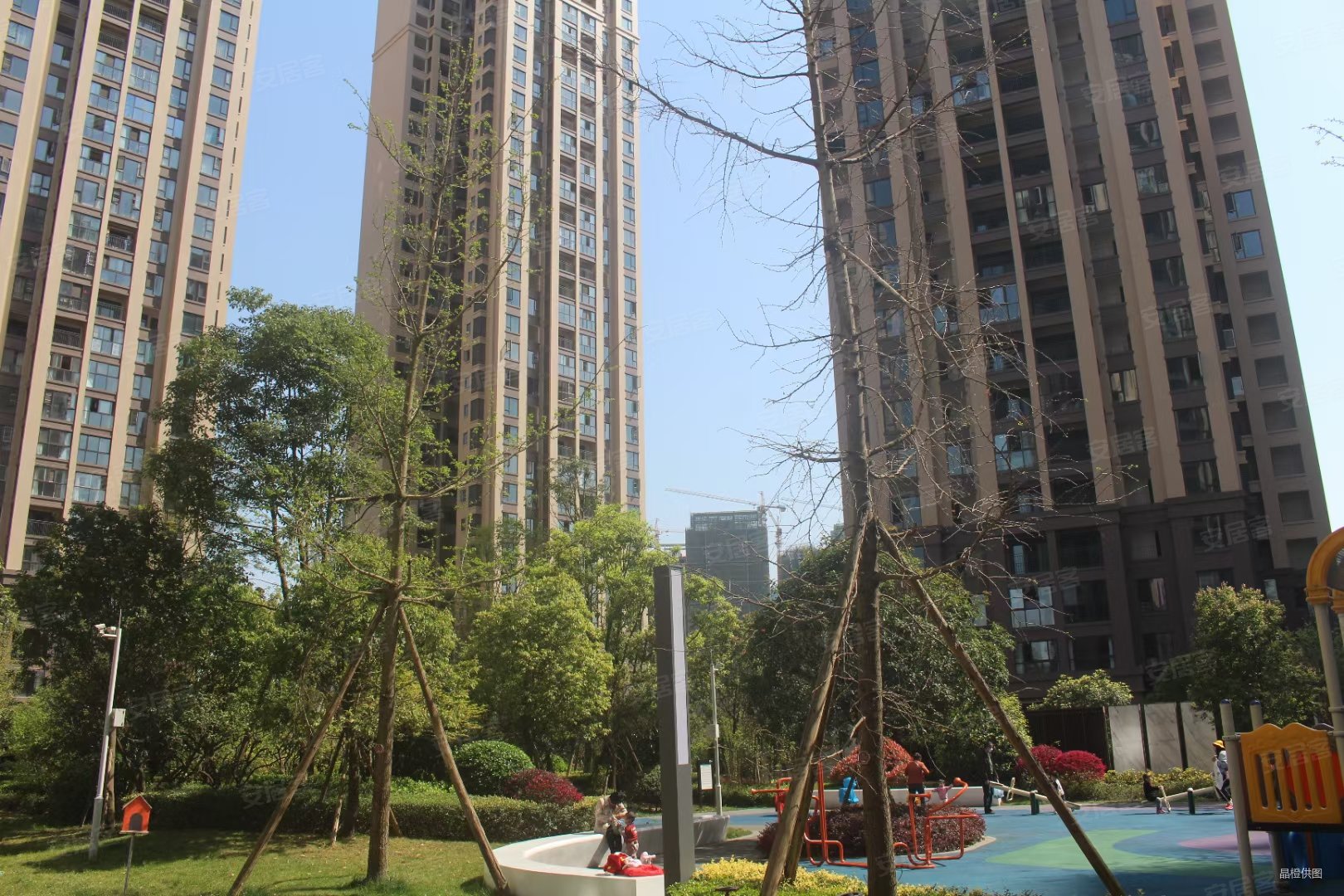 精装套三,合能枫丹铂麓一期二手房,165万,3室2厅,1卫,76平米-成都安居