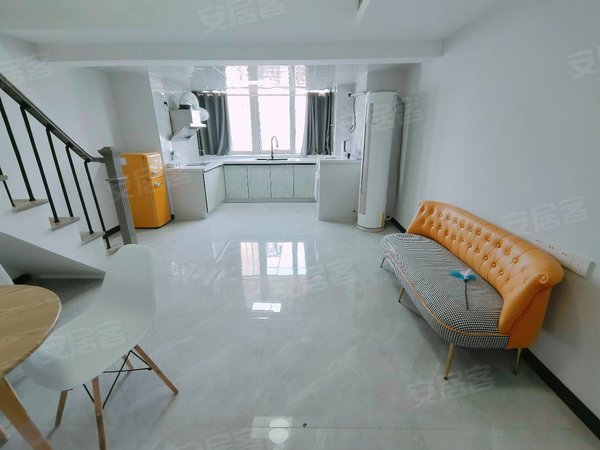 武汉汉阳钟家村汉阳城云顶(商住楼)拦江路地铁口 第五医院 福星惠誉