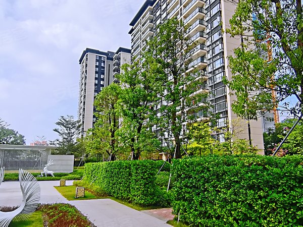 东莞虎门新联华侨城云麓台二期华侨城云麓台二期 3室2厅2卫 电梯房