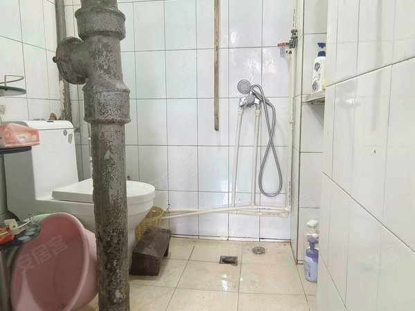 南屏街正义坊 红会医院 妇幼保健院 精装两房 中间楼层,五华租房-昆明