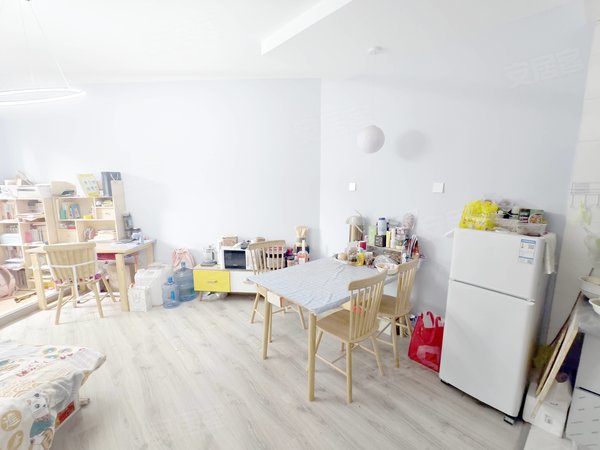 国际名都 1室1厅1卫 电梯房 精装修68平米,崂山租房-青岛58安居客