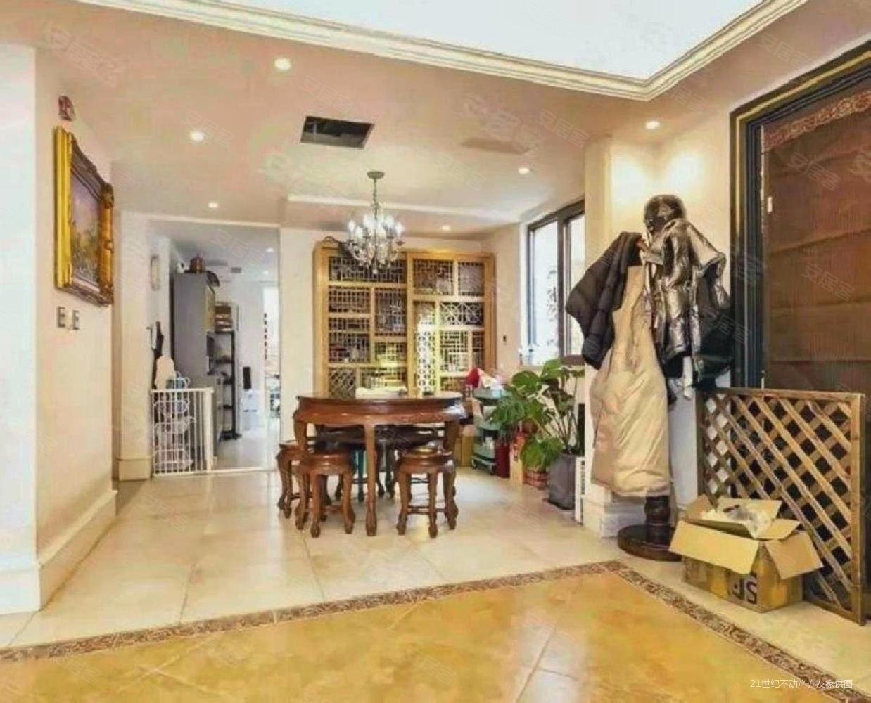 一栋洋房4室2厅3卫175㎡南北800万