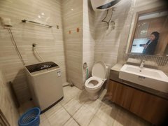 东莞莞城八达路恒大华府(商住楼) 1室1厅1卫  电梯房 精装修58平米出租房源真实图片