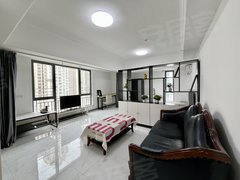 佛山南海金融高新区南海万达广场，CBD中心位置，民水民电，可养宠物。出租房源真实图片