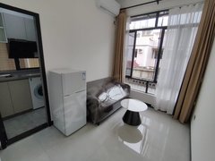 深圳宝安西乡宝安坪洲地铁站，近大仟里，精装修采光一房一厅，拎包入住出租房源真实图片