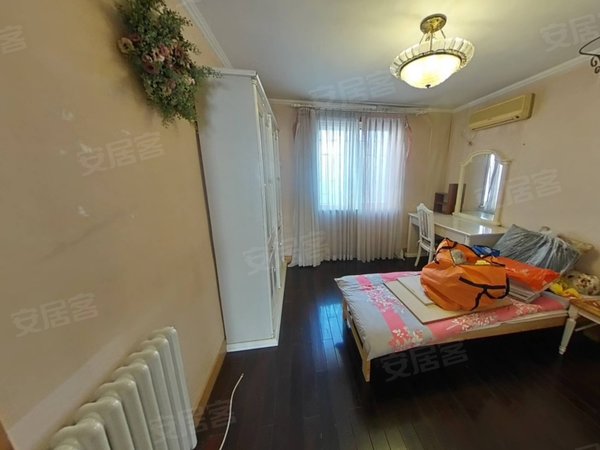 福州南路 精装套二低楼层 拎包住 佳世客 麦凯乐,市南租房-青岛58安居