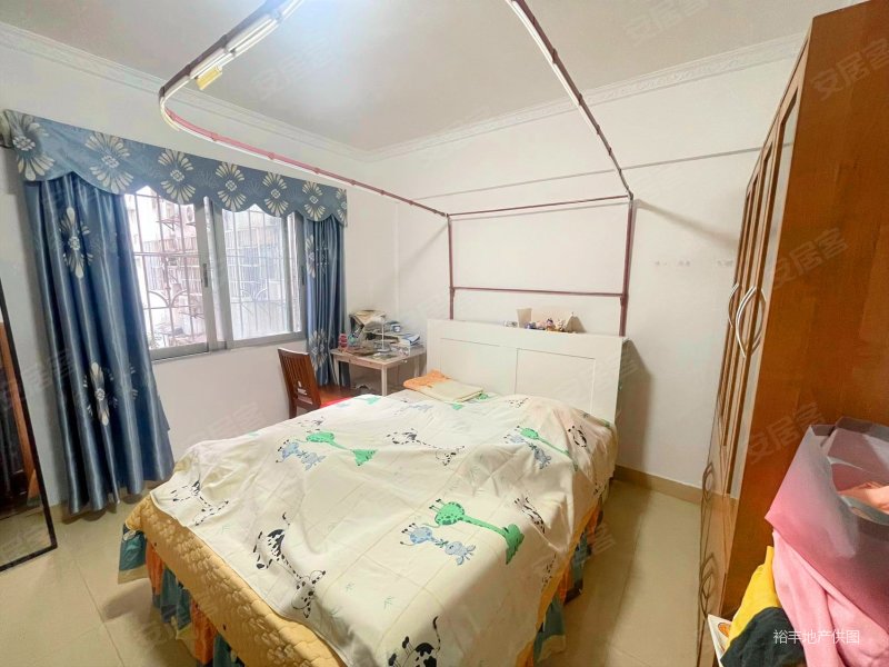 暨南花园 3 房 110.28 方,暨南花园二手房,600万,3室2厅,2卫,110.28平