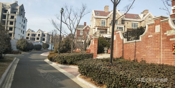 蓝谷核心区 首付80万的电梯洋房 127平大套三