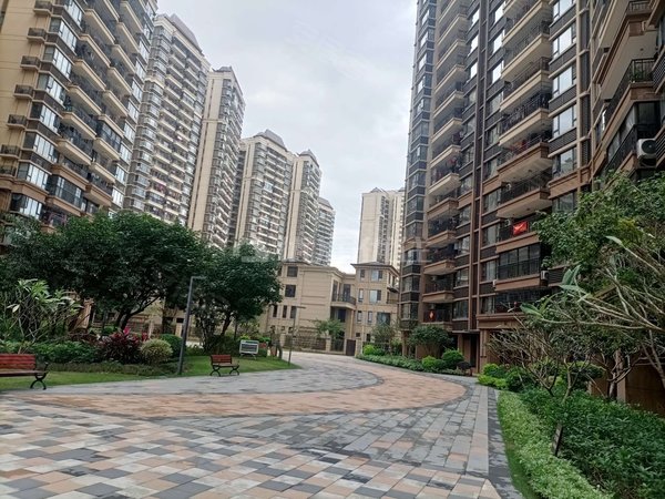 南宁良庆良庆镇合景香悦四季合景香悦四季 4室2厅2卫 配套齐全 精装修