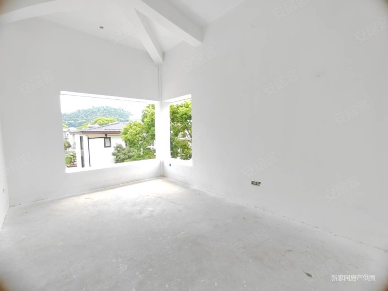 狼山风景区 一套联排的价格买独栋,旭日山庄二手房,930万,4室2厅,2卫