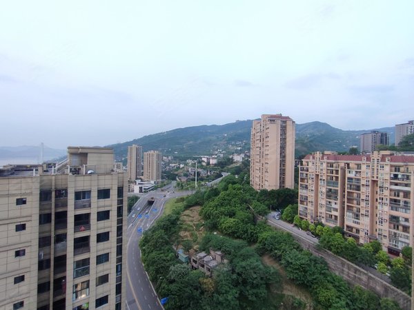 重庆涪陵涪陵万达广场澳海御江苑c区御江苑 精装电梯3室2厅 租金1500