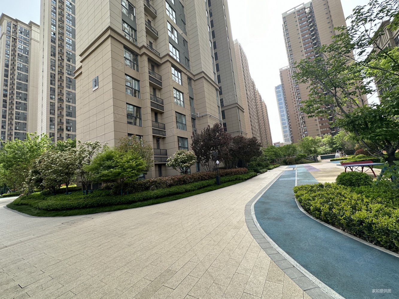 大明宫北华远君城电梯中层朝西一居室业主诚心出售