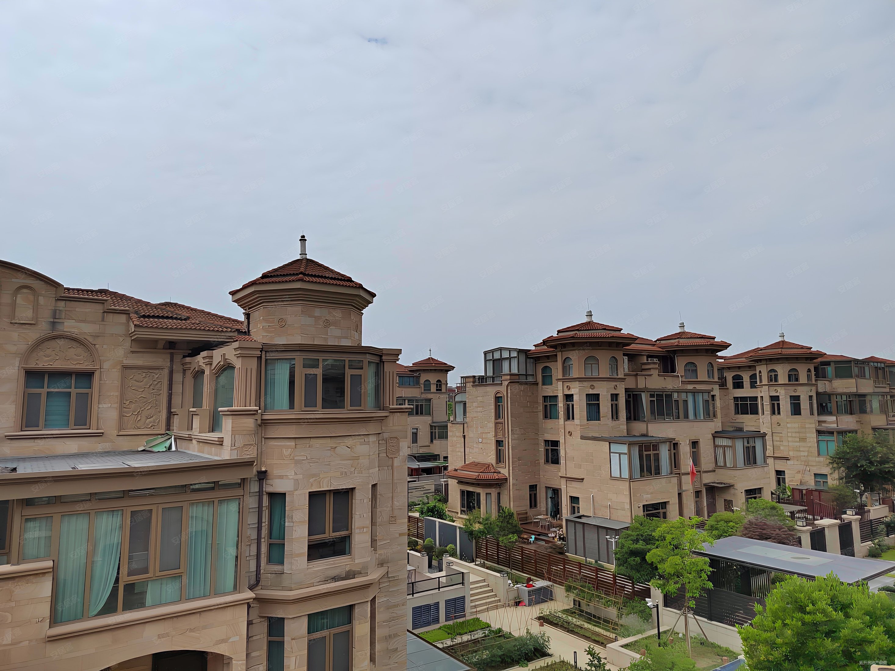 吴江中南世纪城(南区别墅)8室2厅7卫867㎡南北2250万