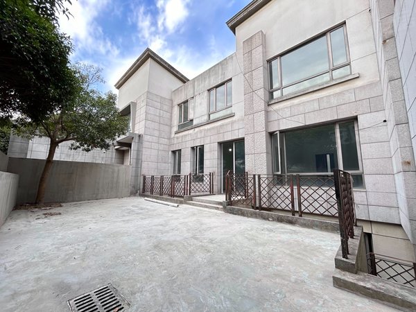 上海闵行浦江浦江颐城(别墅)浦江华侨城板块别墅,户型开间大,可长签