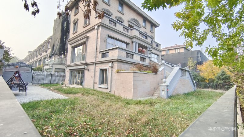誉天下四期大独栋边户带私家电梯豪华装修两层地下格局有所改动