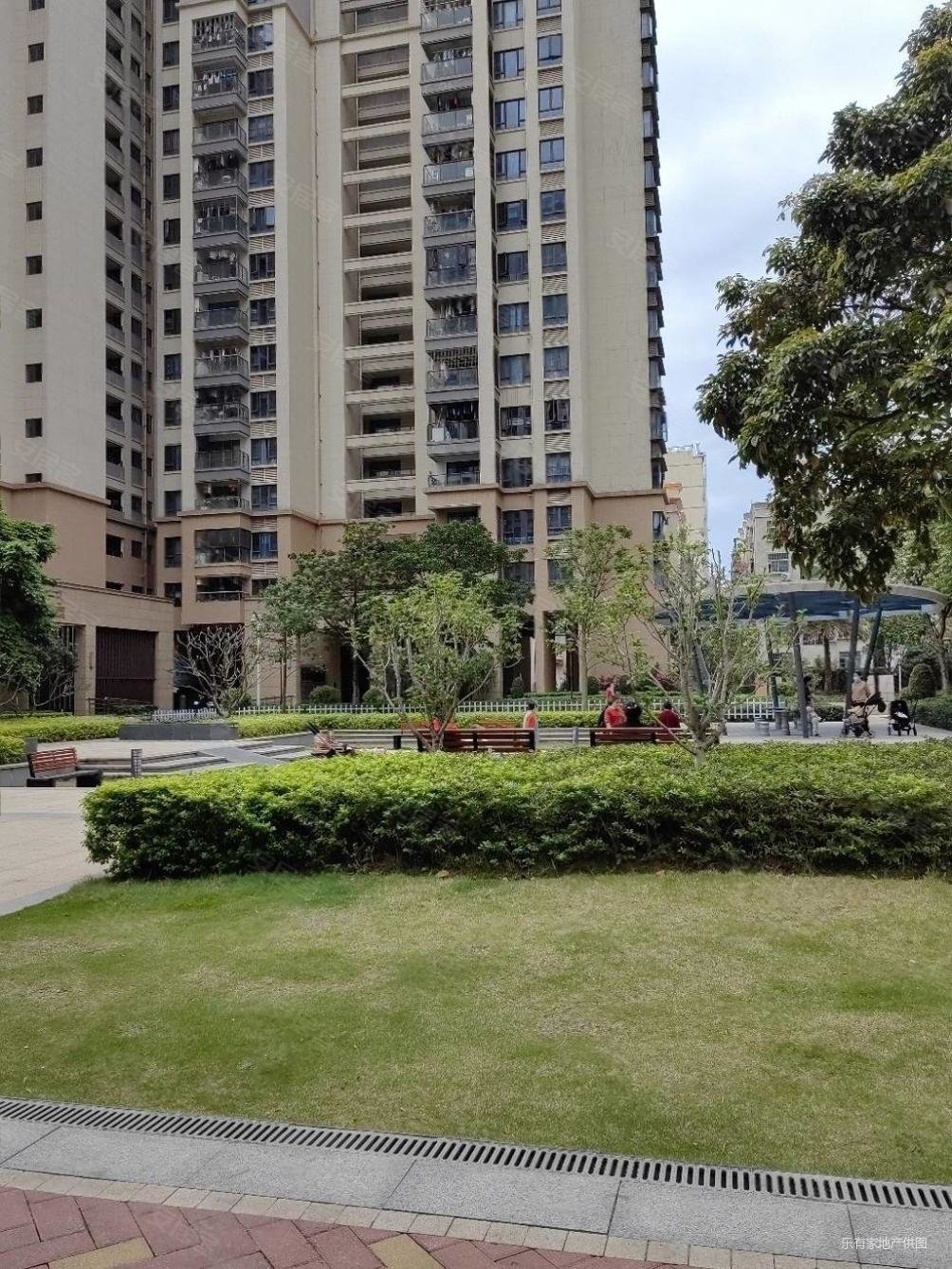 深圳房产网>深圳二手房>宝安二手房>福永二手房>怀德峰景>1004_1338竖