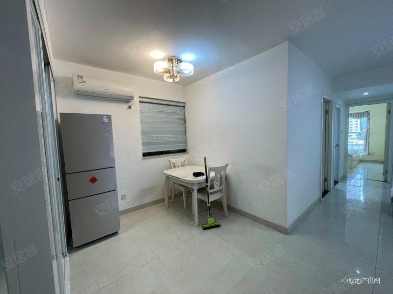 精装修三房二厅拎包入住地铁口,金鼎大厦二手房,368万,3室2厅,1卫,76