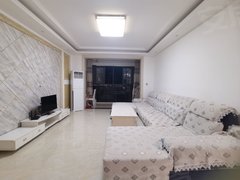 樟树樟树老城区药都公园九龙湾，金岸银河电梯中高层精装修3房2卫家电齐全马上入住出租房源真实图片