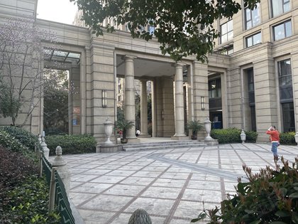 香石公寓