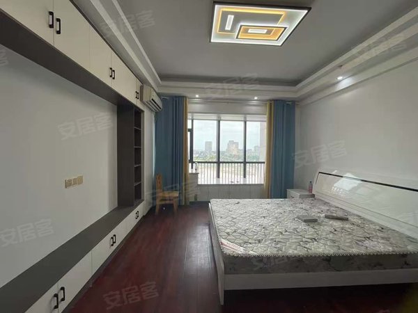 东海东海市区中央广场世贸公馆(商住楼)世贸可短租 近水晶城.西双湖出租房源真实图片