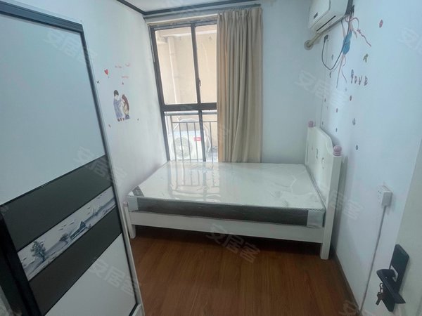 瑞景国际近震泽中学万宝地铁站交通方便吴江体育馆江南华府