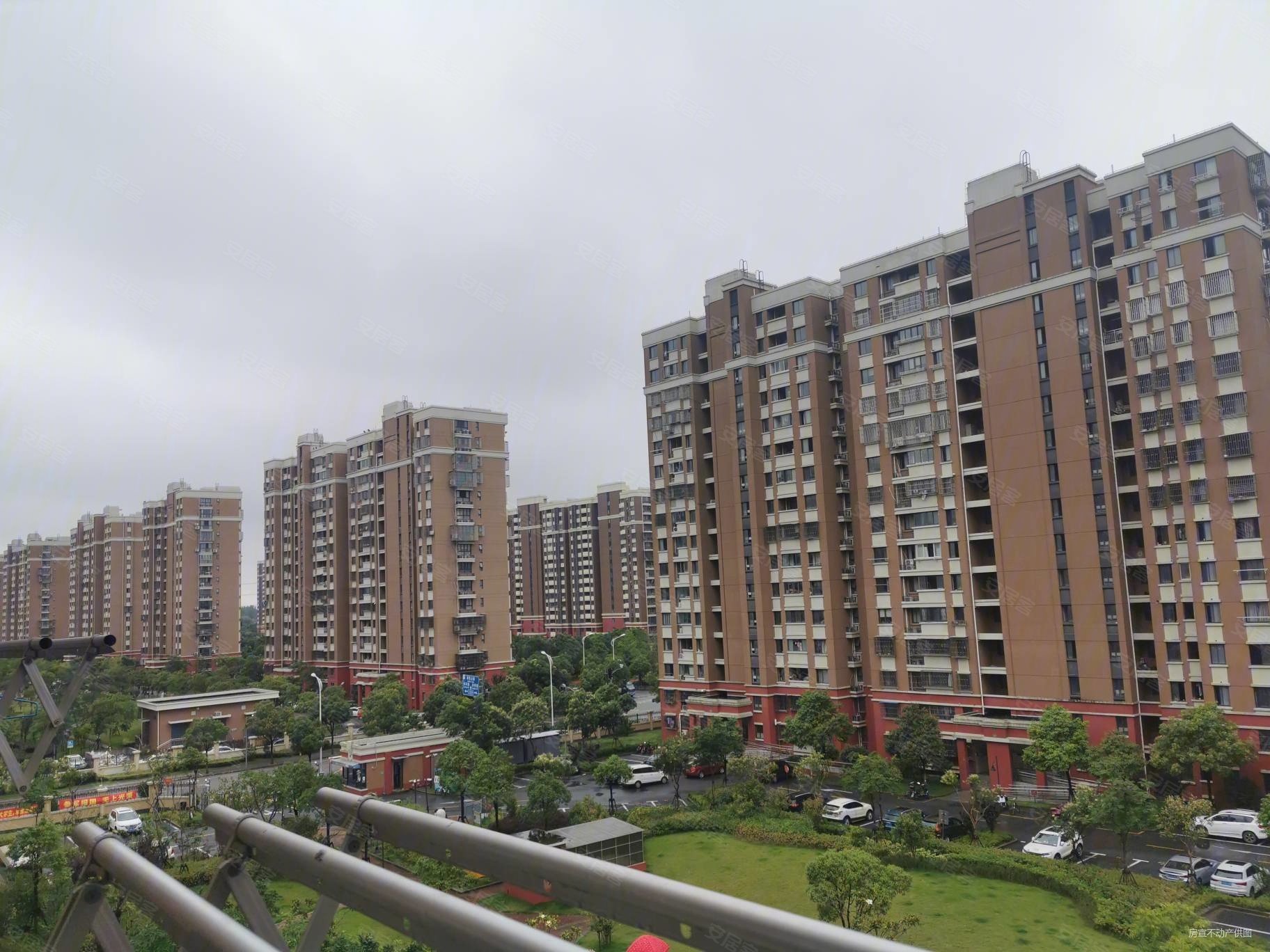 84平 2室2厅 申城佳苑一期b块 满五 住房 房东急置换