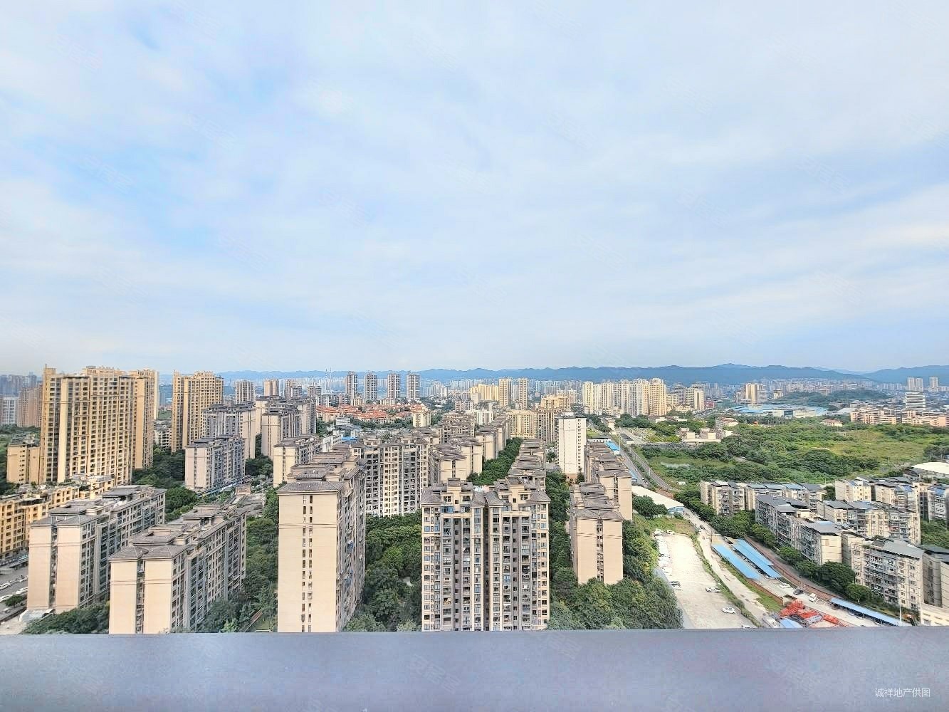 龙湖森镜3室2厅2卫98.89㎡东118万