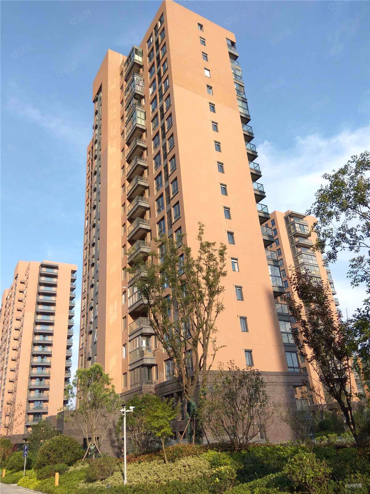 冠城大通蓝郡松苑