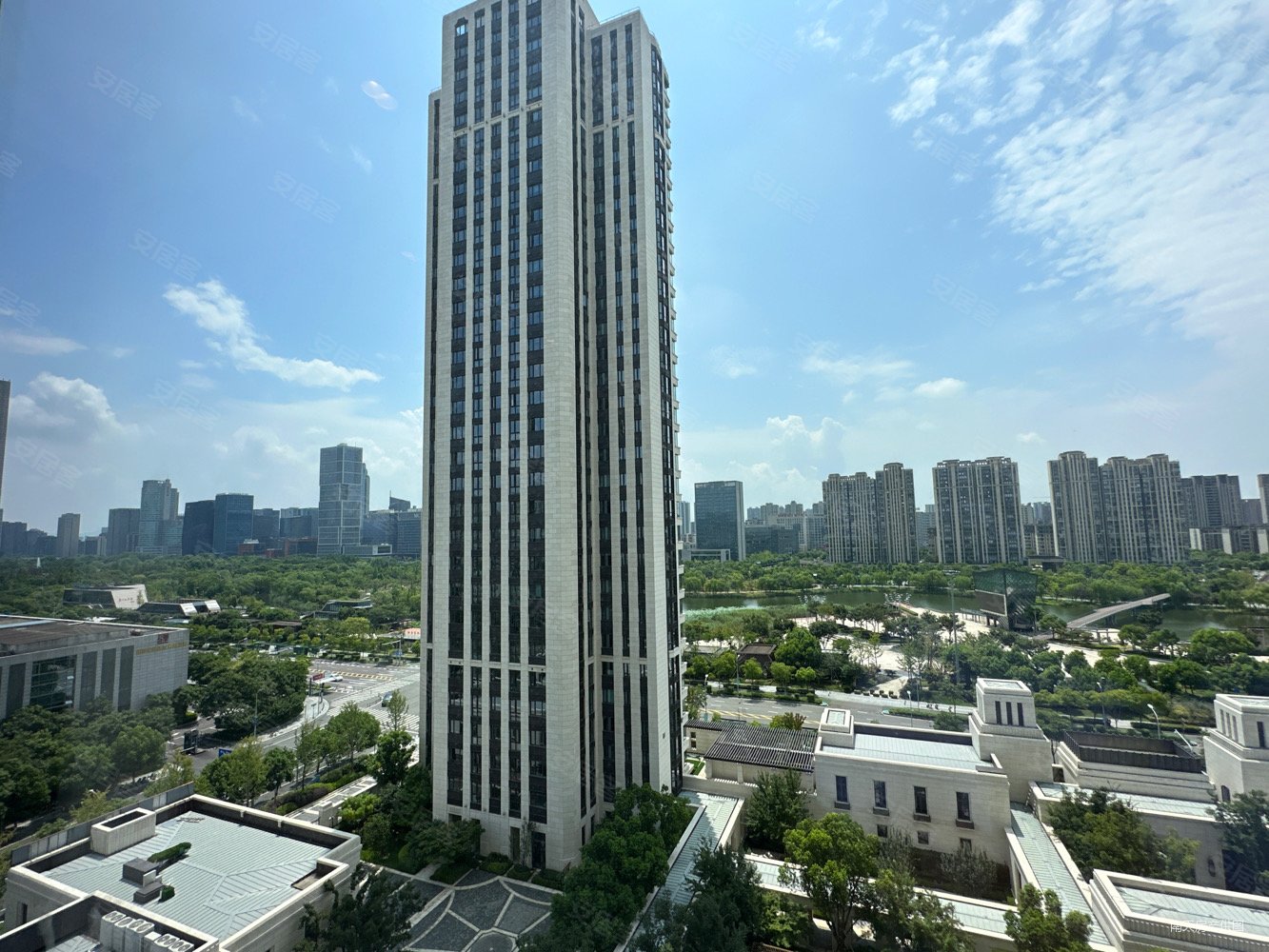 江山万里三期昆吾精装大平层全新未入住俯瞰鄞州湿地公园