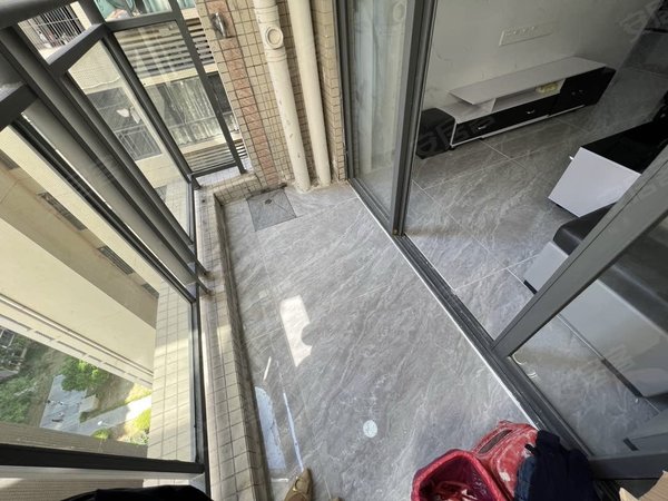 阳江阳春春城镇尚品星寓城南尚品星寓靓1房1厅,独立房间,独立厨卫,现代精装风格出租房源真实图片