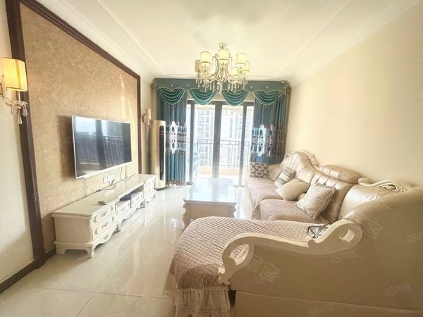 浮梁恒大御景恒大御景 精装大三房 4台空调家具家电齐全 随时看房出租