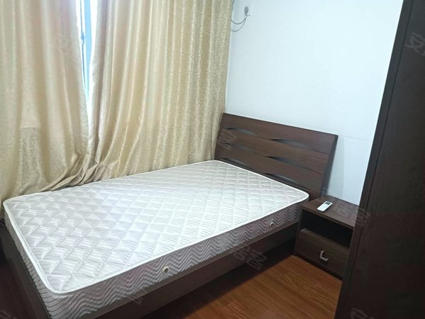 苏州常熟虞山琴湖家园琴湖家园78平2房出租 拎包入住 停车方便出租