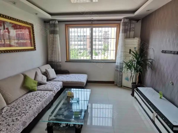 青岛莱西水集香格丽苑二楼便宜出租,家具家电齐全拎包入住,适合不爱爬