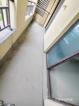 现房 现房 精典三房 带双阳台 好楼层 全天采光 随时可看房,弘阳昕悦