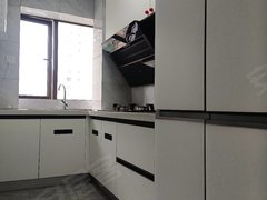 海口美兰海甸精装大两房，采光好，通风好，洗衣机带烘干出租房源真实图片