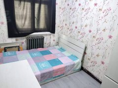 天山区实验中学中学文化艺术金银路后泉街附近单间可住民族女