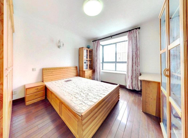 林景瑞园3室2厅2卫131㎡南北316万