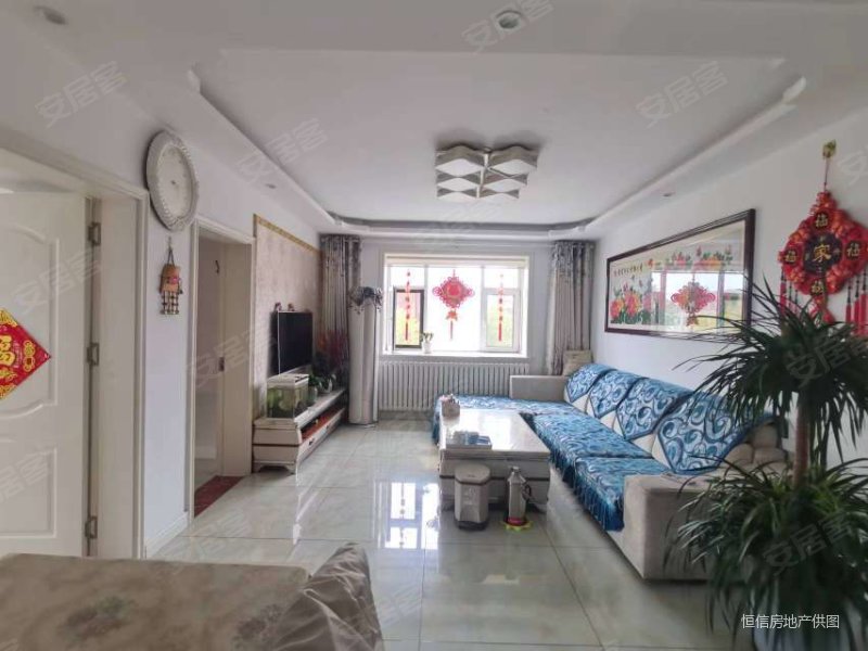 楼龄新 出行方便 近医院 商业配套齐全 精装修 正规商品房,中央华府