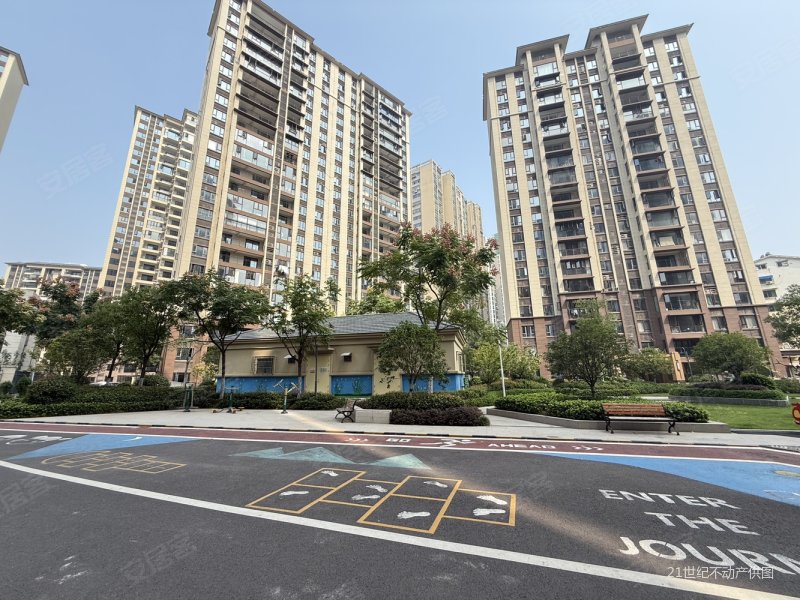 碧桂园磁湖半岛3室2厅2卫125㎡南北58万