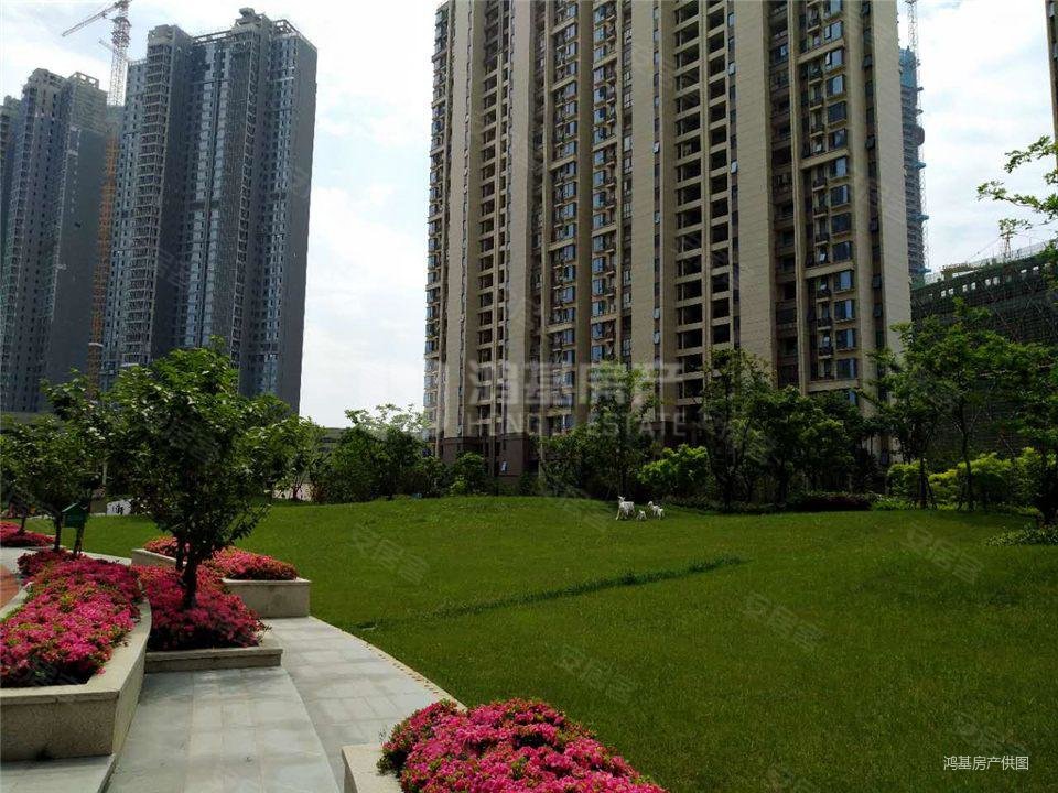 南昌房产网>南昌二手房>红谷滩二手房>丰和北大道二手房>绿地外滩公馆