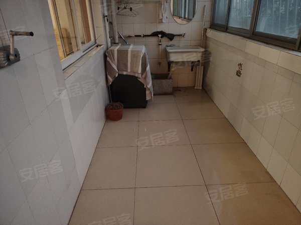 济宁任城盛泰广场银都花园怡景园银都花园3楼1000家具家电齐全紧邻