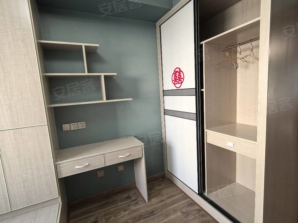 常州金坛新城吾悦广场新城东苑四区新出新城东苑婚房出租,家具家电齐全拎包入住出行方便民水民电出租房源真实图片