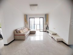 顺德龙江盈信城市广场盈信广场旁边 奥园4房仅2600 基本配置 拎包入住出租房源真实图片