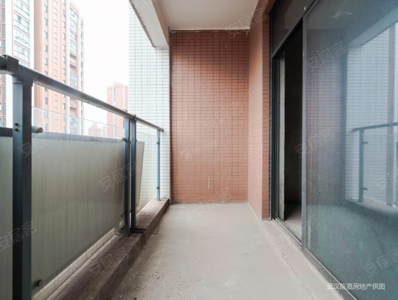 江南花山郡 小区新 电梯房 双卫 高楼层采光充足 产权清晰