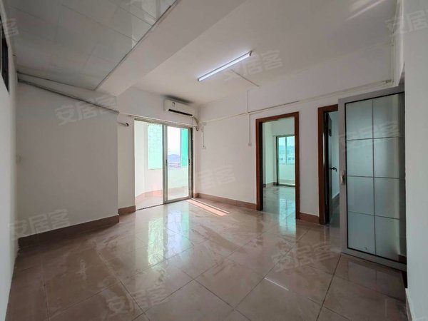 广州天河林和祥龙花园祥龙花园 3室2厅1卫 配套齐全 电梯房 精装修