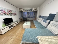 乌鲁木齐新市长沙路急租！天津路美食街上城美食街美林阁小区电梯房100多平两室！出租房源真实图片