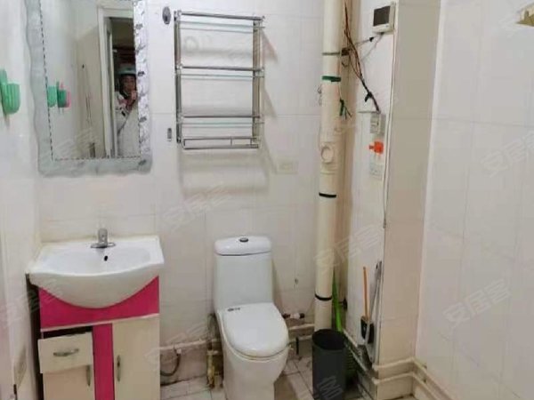 赤峰松山振兴大街康居家园松山天王附近  康居家园  配套齐全 南北