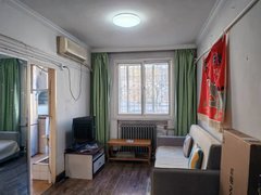 唐山曹妃甸垦丰大街北区58平米两室低层不挡光设施齐全拎包入住房主人好事少不议价出租房源真实图片